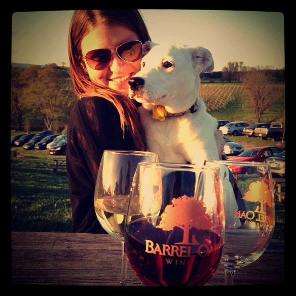 Meet Jennifer - Picture 1 of 1